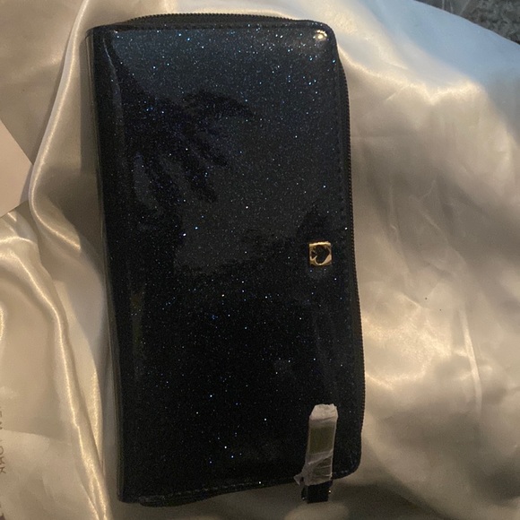 Kate Spade wallet Mavis street offshore